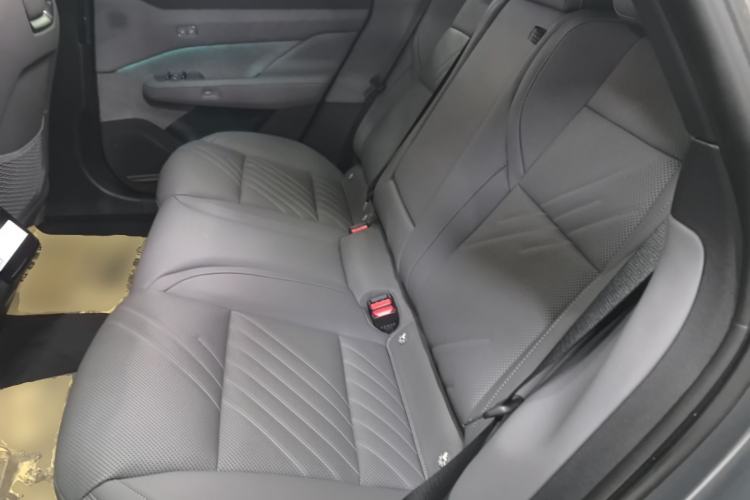 Used Zeekr 001 2025 YOU Edition 100 kWh All-Wheel Drive Left Rear Seat
