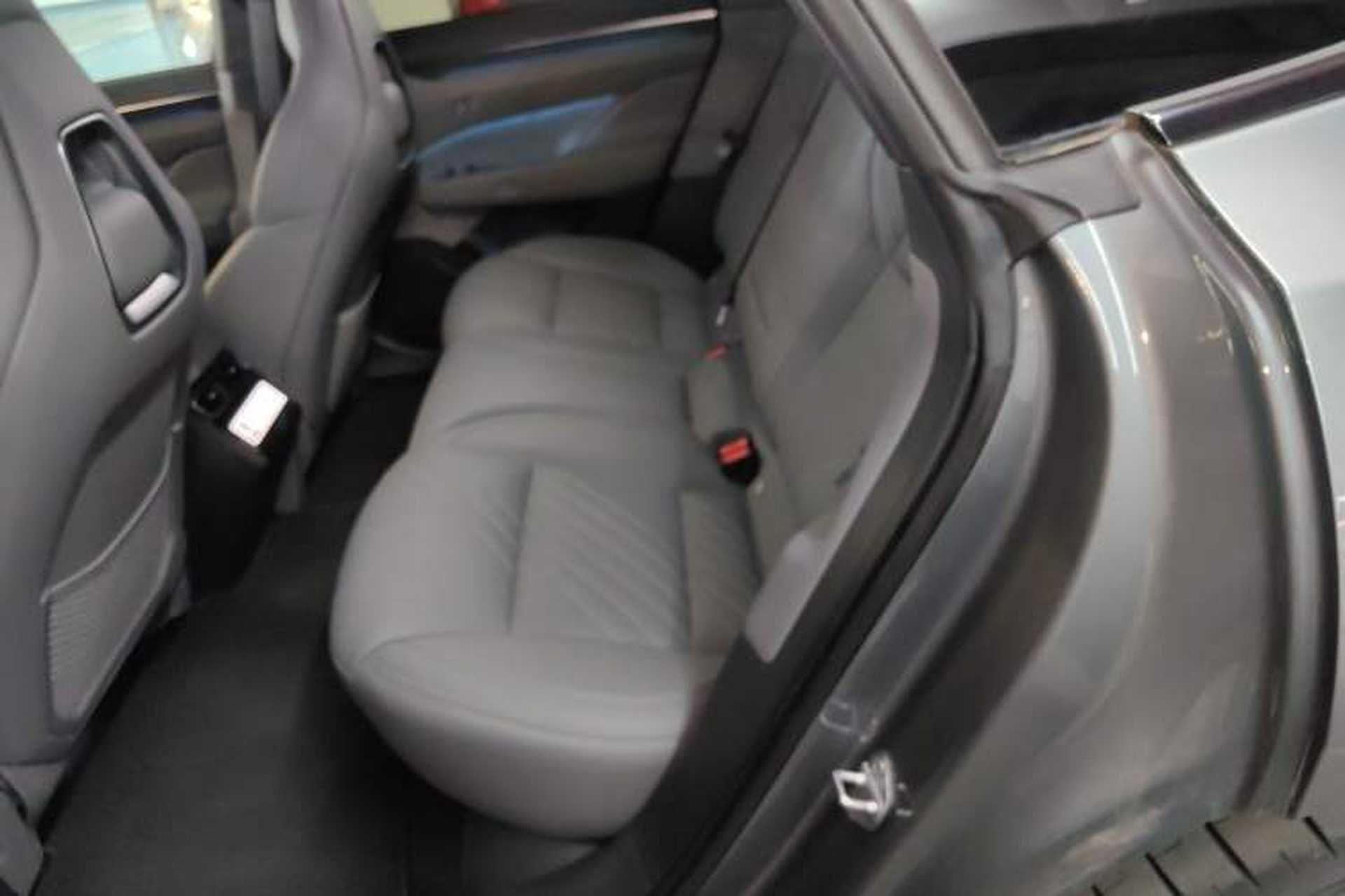 Used Zeekr 001 2025 YOU Edition 100 kWh All-Wheel Drive Left Rear Seat