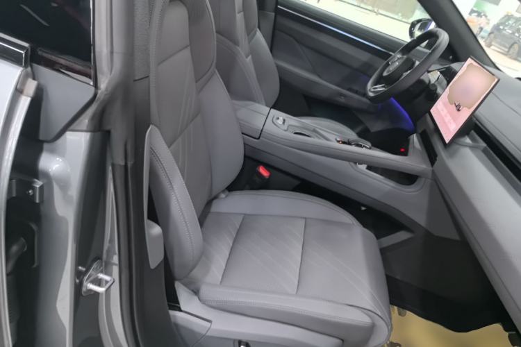 Used Zeekr 001 2025 YOU Edition 100 kWh All-Wheel Drive Right Front Seat