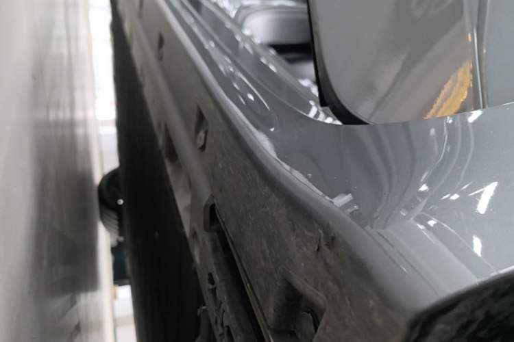 Used Zeekr 001 2025 YOU Edition 100 kWh All-Wheel Drive Right Side Sill