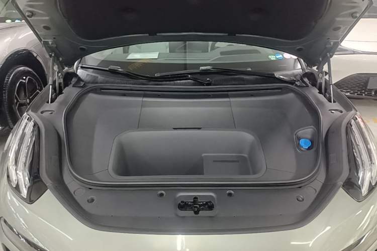 Used Zeekr 001 2025 WE Edition 100 kWh Rear-Wheel Drive Engine Bay