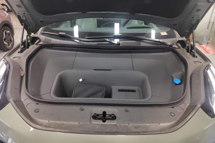 Used Zeekr 001 2025 WE Edition 95 kWh All-Wheel Drive Engine Bay