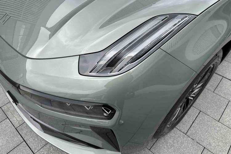 Used Zeekr 001 2025 WE Edition 100 kWh Rear-Wheel Drive Exterior 3