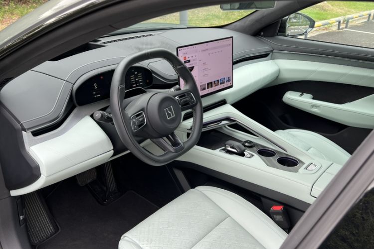 Used Zeekr 001 2025 WE Edition 100 kWh Rear-Wheel Drive Interior 4