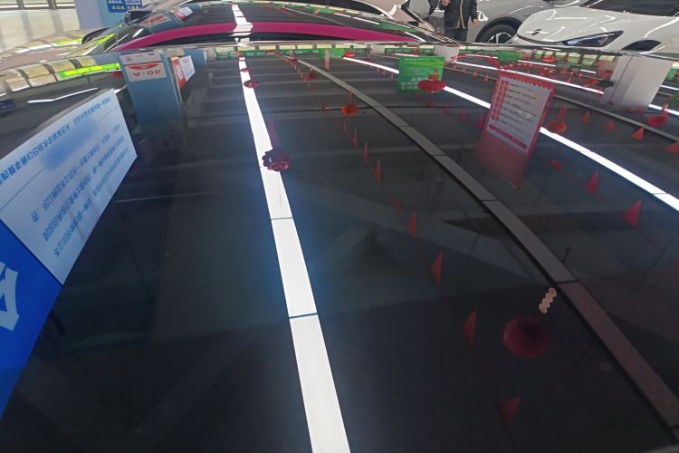 Used Zeekr 001 2025 WE Edition 100 kWh Rear-Wheel Drive Roof