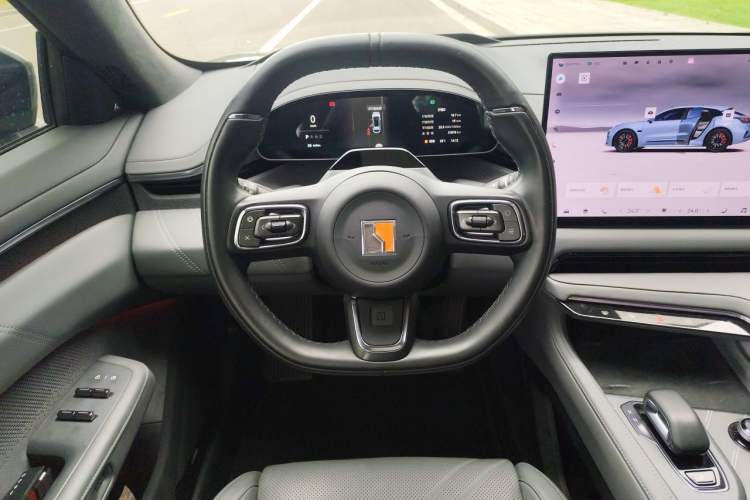 Used Zeekr 001 2025 WE Edition 95 kWh All-Wheel Drive Steering Wheel