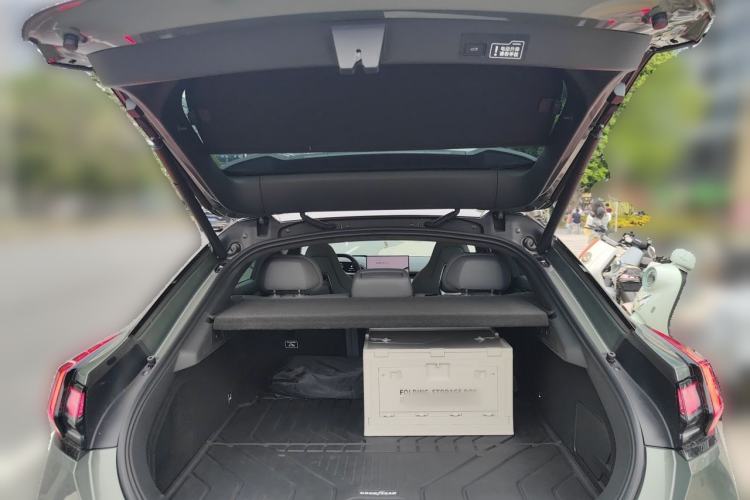 Used Zeekr 001 2025 WE Edition 100 kWh Rear-Wheel Drive Trunk