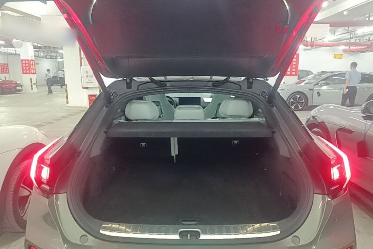 Used Zeekr 001 2025 WE Edition 100 kWh Rear-Wheel Drive Trunk