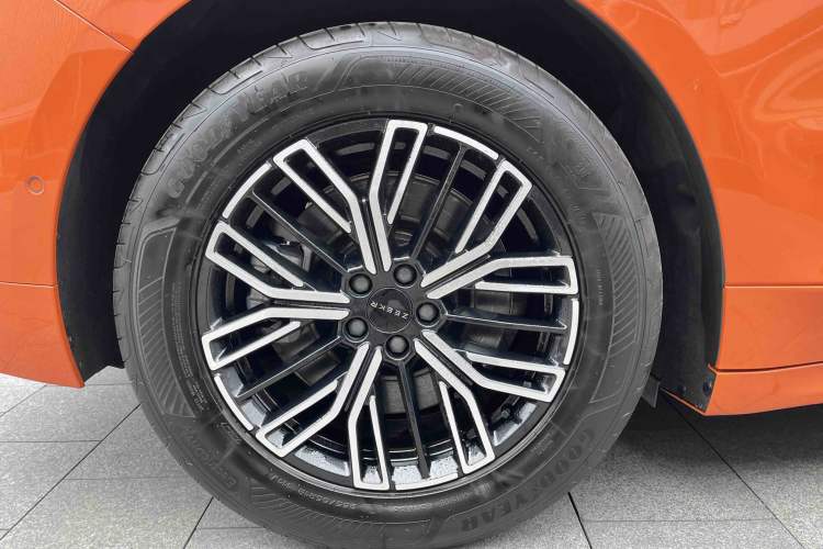 Used Zeekr 001 2025 WE Edition 100 kWh Rear-Wheel Drive Exterior 10