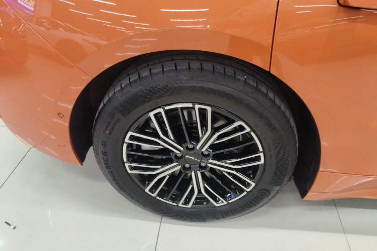 Used Zeekr 001 2025 WE Edition 95 kWh All-Wheel Drive Exterior 8