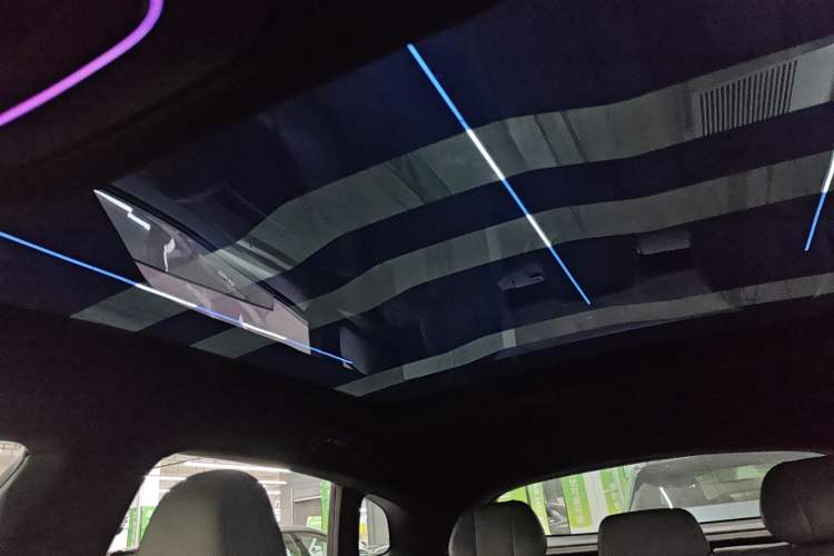 Used Zeekr 001 2025 WE Edition 95 kWh All-Wheel Drive Headliner