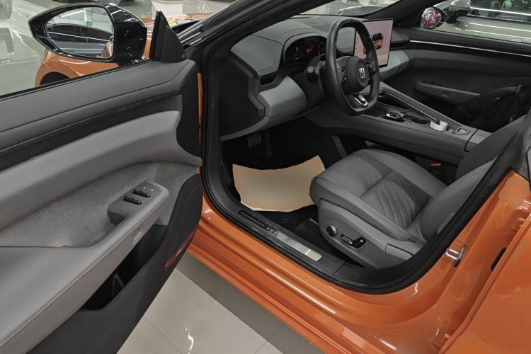 Used Zeekr 001 2025 WE Edition 100 kWh Rear-Wheel Drive Interior 3