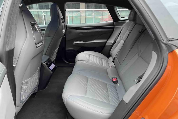 Used Zeekr 001 2025 WE Edition 100 kWh Rear-Wheel Drive Interior 4