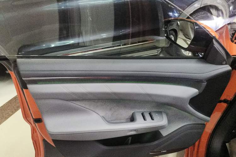 Used Zeekr 001 2025 WE Edition 95 kWh All-Wheel Drive Interior 7