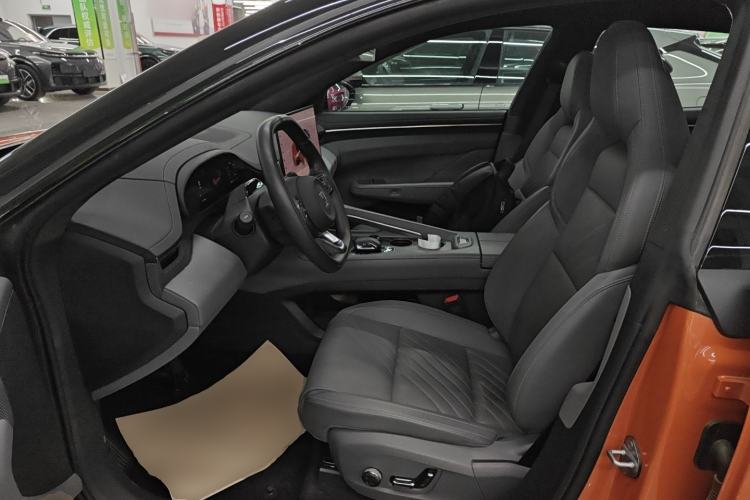 Used Zeekr 001 2025 WE Edition 100 kWh Rear-Wheel Drive Left Front Seat