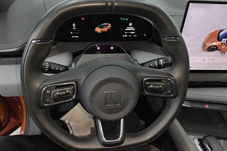 Used Zeekr 001 2025 WE Edition 100 kWh Rear-Wheel Drive Steering Wheel