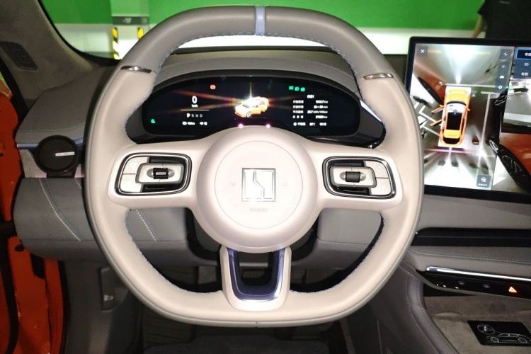 Used Zeekr 001 2025 YOU Edition 100 kWh All-Wheel Drive Steering Wheel