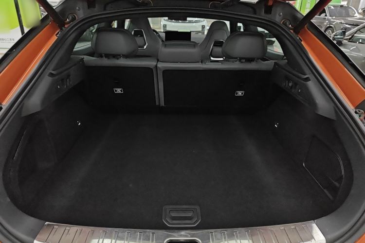 Used Zeekr 001 2025 WE Edition 100 kWh Rear-Wheel Drive Trunk