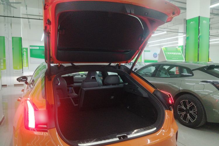 Used Zeekr 001 2025 WE Edition 100 kWh Rear-Wheel Drive Trunk