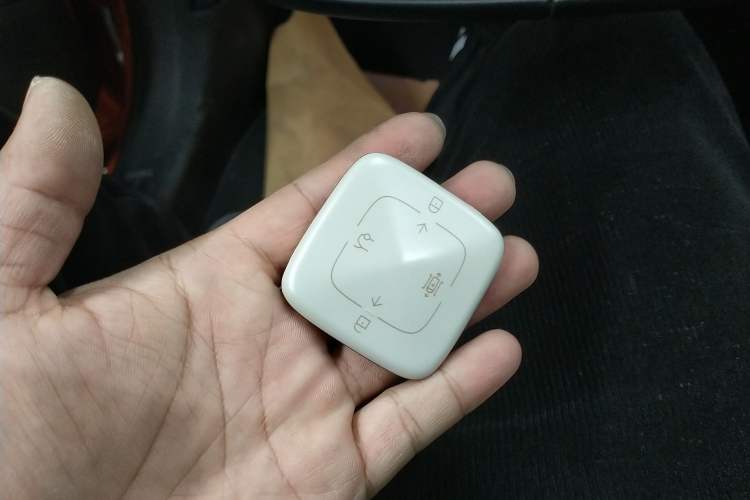 Used Zeekr 001 2025 WE Edition 95 kWh All-Wheel Drive Vehicle Key