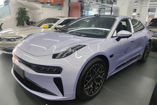 Used Zeekr 001 2025 WE Edition 100 kWh Rear-Wheel Drive