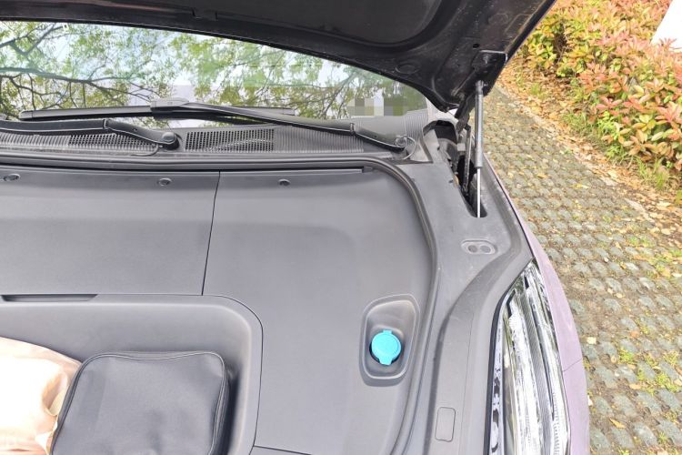 Used Zeekr 001 2025 WE Edition 95 kWh All-Wheel Drive Engine Bay Left