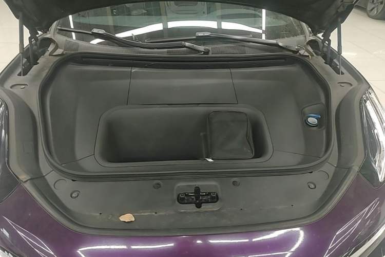 Used Zeekr 001 2025 YOU Edition 100 kWh All-Wheel Drive Engine Bay