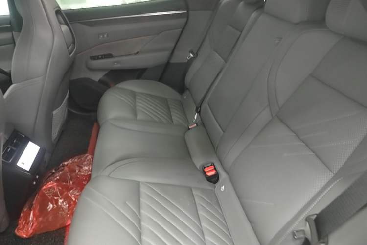 Used Zeekr 001 2025 YOU Edition 100 kWh All-Wheel Drive Left Rear Seat