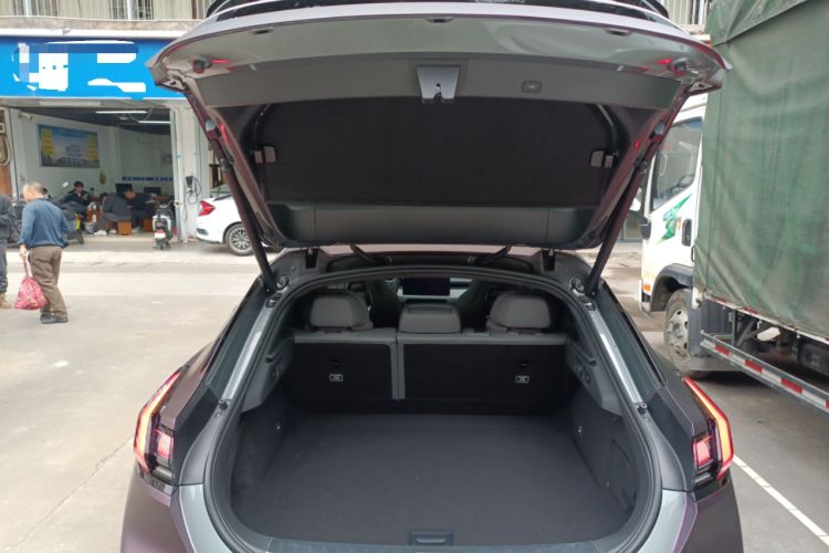 Used Zeekr 001 2025 ME Version 100 kWh All-Wheel Drive Trunk
