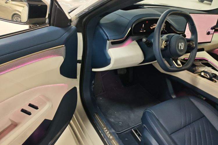 Used Zeekr 001 2025 YOU Edition 100 kWh All-Wheel Drive Driver Seat