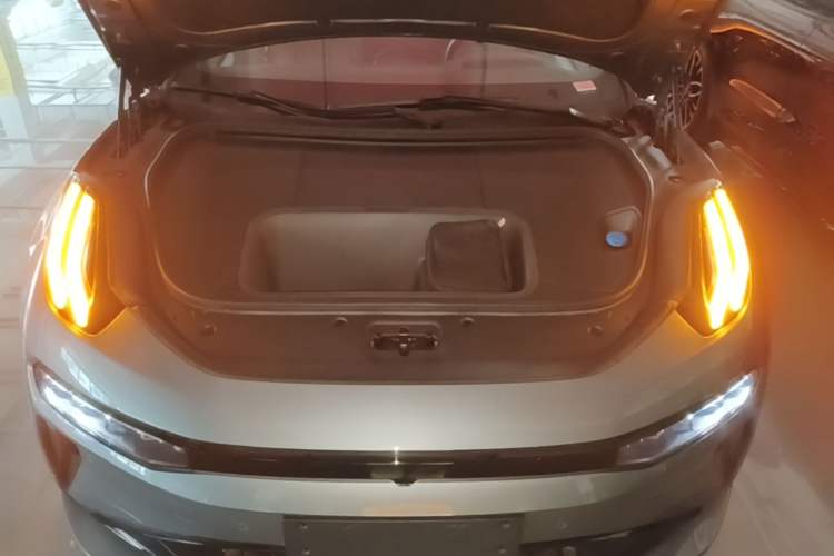 Used Zeekr 001 2025 YOU Edition 100 kWh All-Wheel Drive Engine Bay