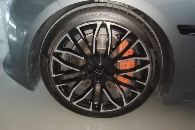 Used Zeekr 001 2025 YOU Edition 100 kWh All-Wheel Drive Left Front Wheel Hub