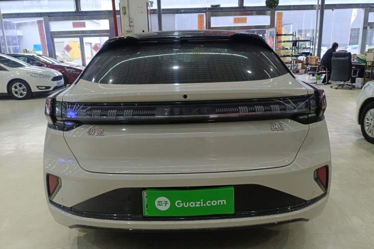 Used Zeekr 001 2025 ME Version 100 kWh All-Wheel Drive Rear