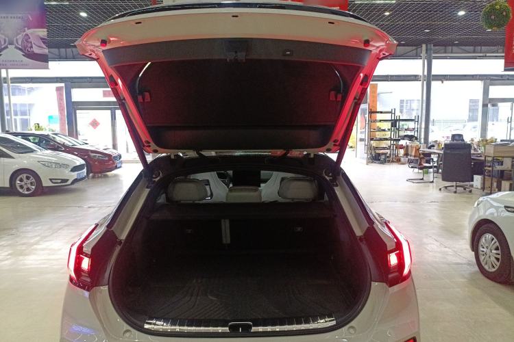 Used Zeekr 001 2025 ME Version 100 kWh All-Wheel Drive Trunk
