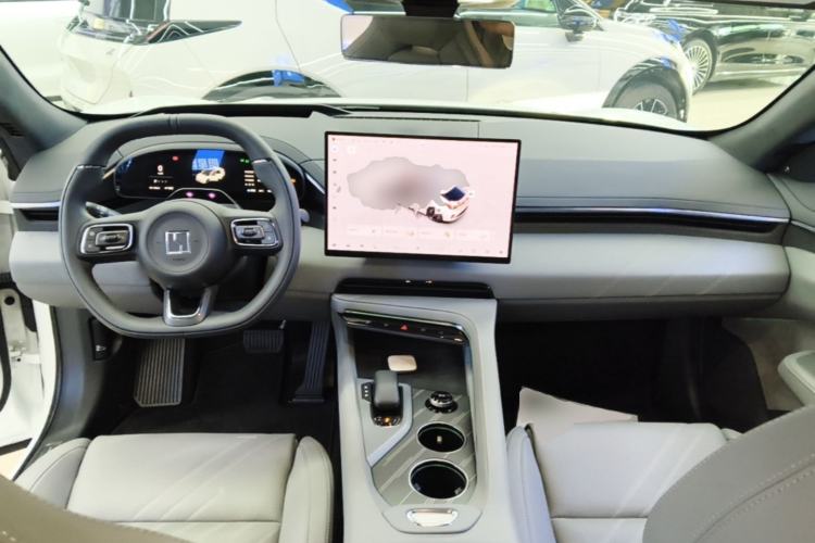 Used Zeekr 001 2025 YOU Edition 100 kWh All-Wheel Drive Center Console