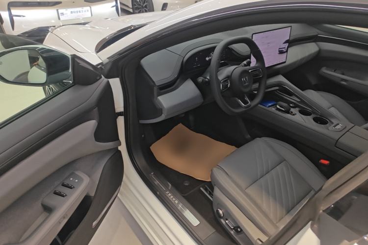 Used Zeekr 001 2025 YOU Edition 100 kWh All-Wheel Drive Driver Seat