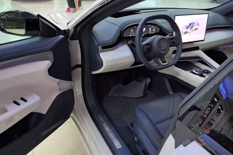 Used Zeekr 001 2025 YOU Edition 100 kWh All-Wheel Drive Driver Seat