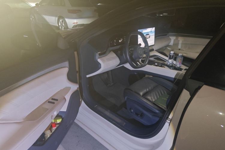 Used Zeekr 001 2025 WE Edition 95 kWh All-Wheel Drive Driver Seat