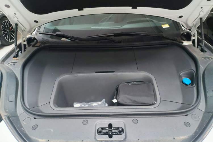 Used Zeekr 001 2025 YOU Edition 100 kWh All-Wheel Drive Engine Bay