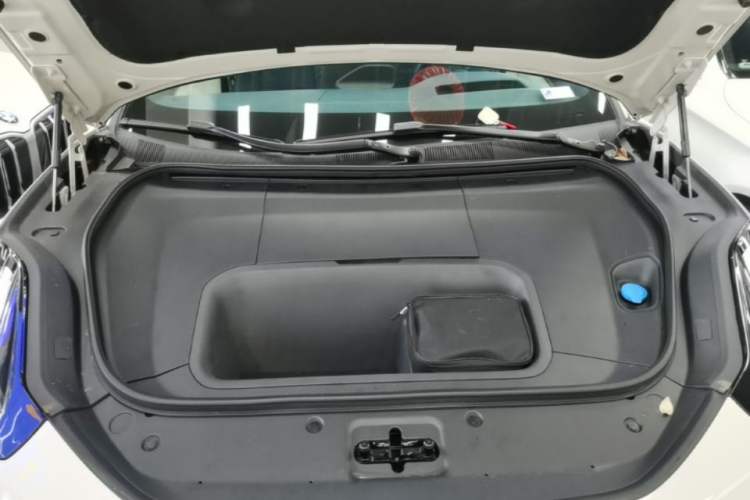Used Zeekr 001 2025 YOU Edition 100 kWh All-Wheel Drive Engine Bay