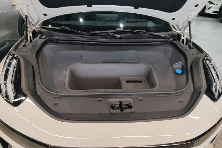 Used Zeekr 001 2025 WE Edition 95 kWh All-Wheel Drive Engine Bay
