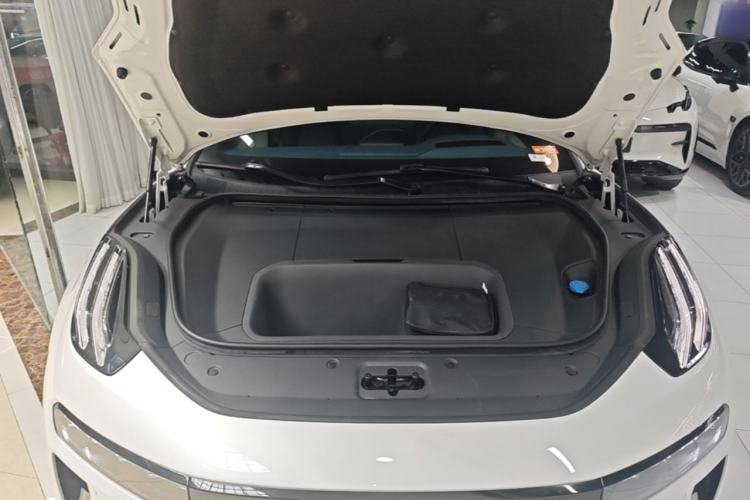 Used Zeekr 001 2025 YOU Edition 100 kWh All-Wheel Drive Engine Bay