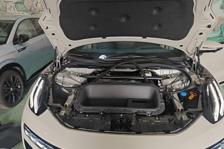 Used Zeekr 001 2025 YOU Edition 100 kWh All-Wheel Drive Engine Bay