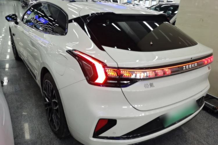 Used Zeekr 001 2025 YOU Edition 100 kWh All-Wheel Drive Exterior 2