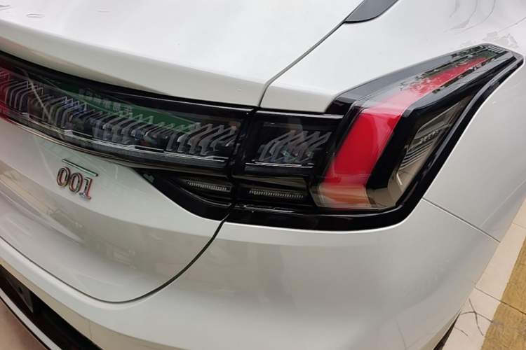 Used Zeekr 001 2025 YOU Edition 100 kWh All-Wheel Drive Exterior 3