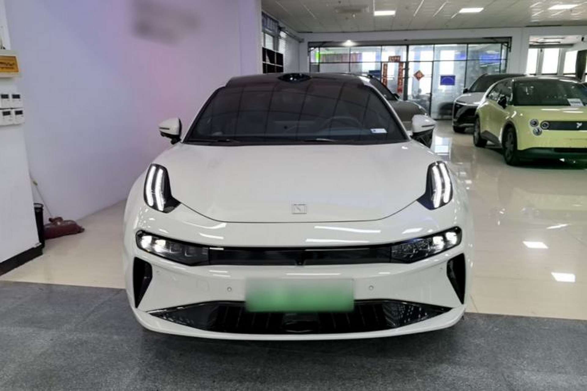 Used Zeekr 001 2025 YOU Edition 100 kWh All-Wheel Drive Front