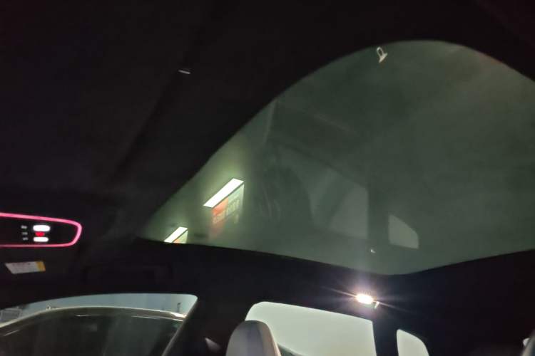 Used Zeekr 001 2025 WE Edition 100 kWh Rear-Wheel Drive Headliner