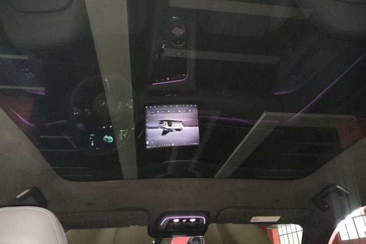Used Zeekr 001 2025 WE Edition 100 kWh Rear-Wheel Drive Headliner