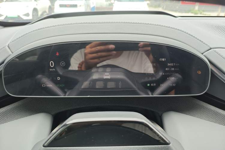 Used Zeekr 001 2025 WE Edition 100 kWh Rear-Wheel Drive Instrument Cluster
