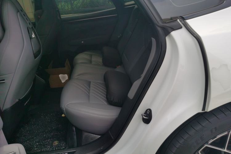 Used Zeekr 001 2025 WE Edition 100 kWh Rear-Wheel Drive Interior 4
